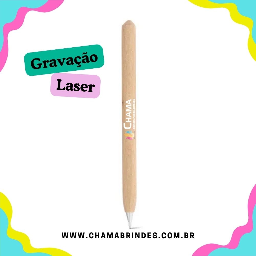 BIO. Esferográfica em madeira com escrita em azul